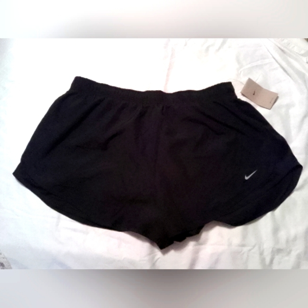 NWT Nike dri-fit shorts
